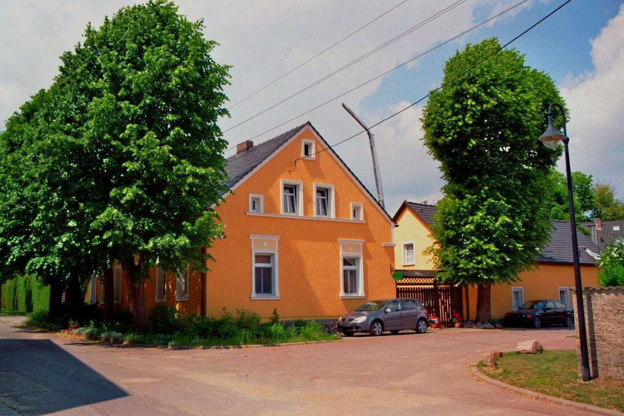 Fuenf Linden Hotel Straupitz Buitenkant foto